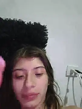 KratosAfroditacs Chat XXX in diretta