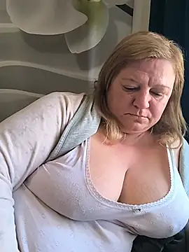 Chat +18 de jusichka ao vivo