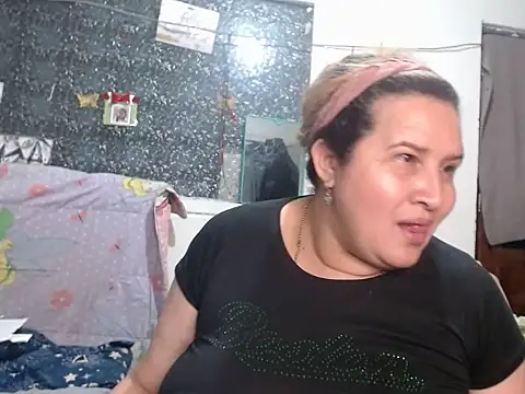 Chat XXX en directo de Perla1981--