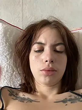 NOVELLAA Chat XXX live