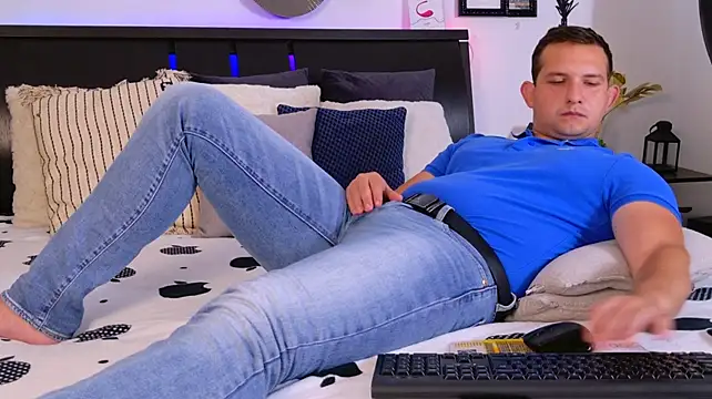 XXX chat uživo modela Jimmy_Doss