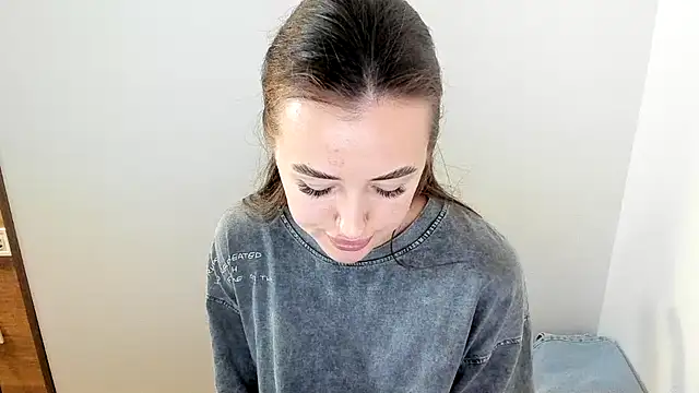MiaMoll77's Live XXX Chat