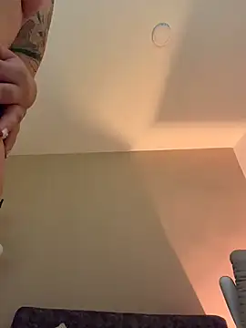 Megan_lu2's Live XXX Chat