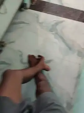 HOTINDK Adlı Modelin Canlı XXX Sohbeti