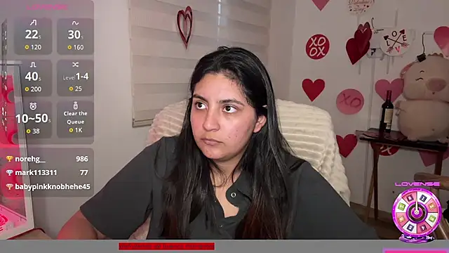 دردشة cloe_small الجنسية المباشرة