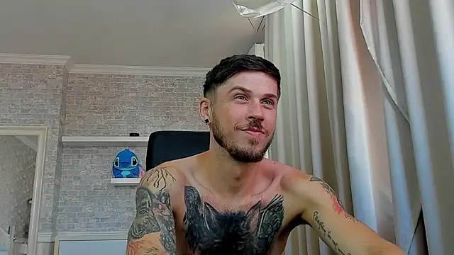 JonahShawのライブXXXチャット