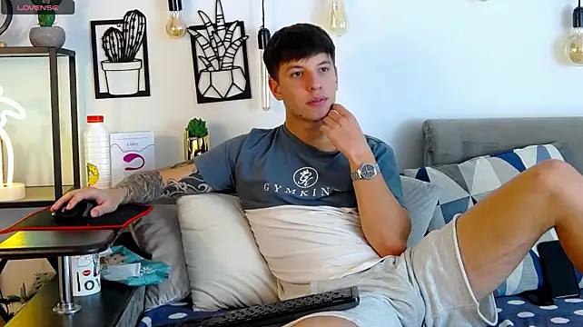 Онлайн чат XXX ThomasEdisonn