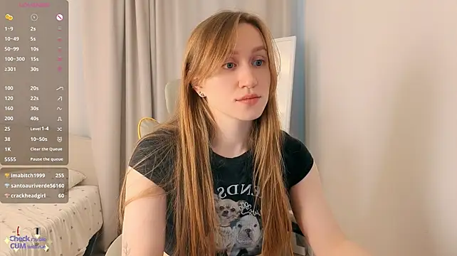 mowalova Adlı Modelin Canlı XXX Sohbeti
