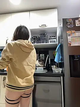 Sharon_07 即時 XXX 聊天