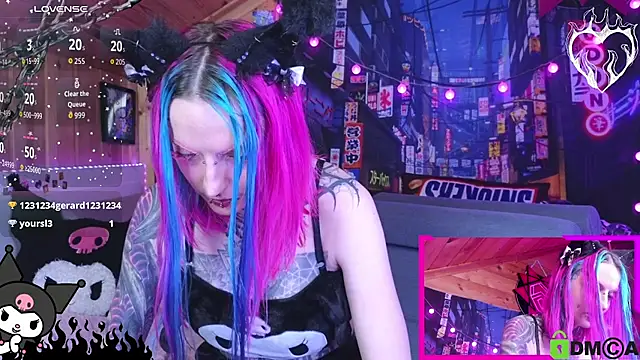 Živý XXX chat NekoCyber