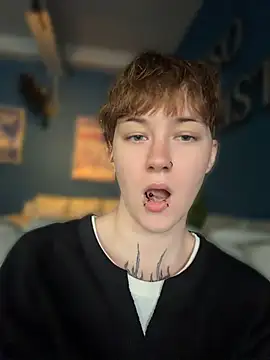 IceMur live XXX chat