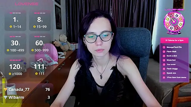 MiniLysii Adlı Modelin Canlı XXX Sohbeti