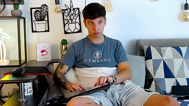 ThomasEdisonn Live XXX-chat