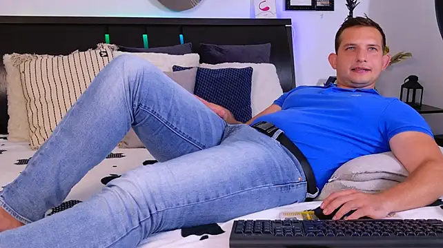 Jimmy_Doss Chat XXX in diretta