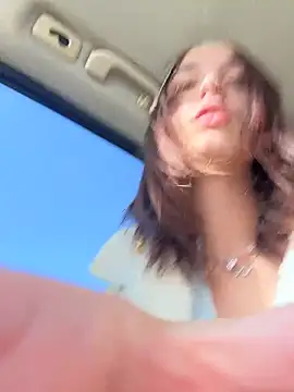 צ'אט XXX בשידור חי של DollyTall