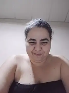 Chat +18 de Golositadeamor ao vivo