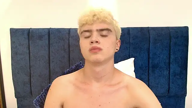 Ian_Stone XXX чат на живо