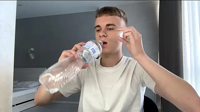 Živý XXX chat SoloFury
