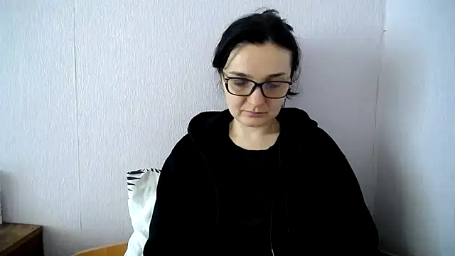 Shiny_gine's Live XXX Chat