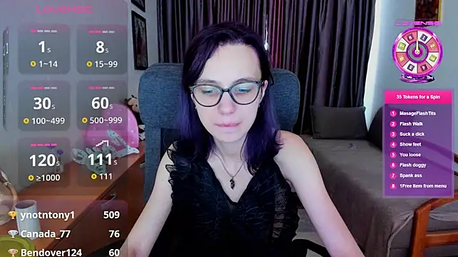MiniLysiin Live XXX chat
