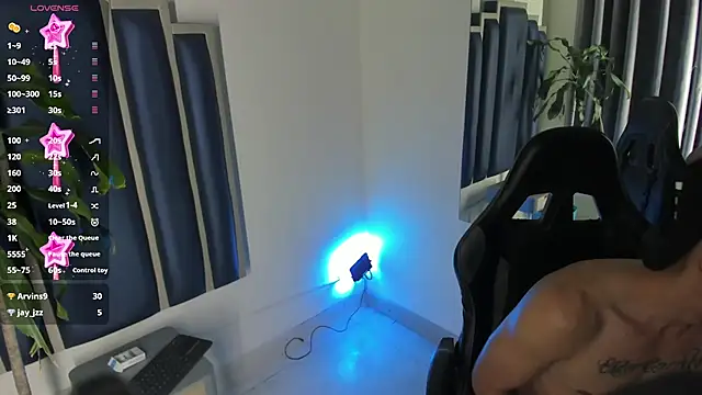Damiam_23's Live XXX Chat
