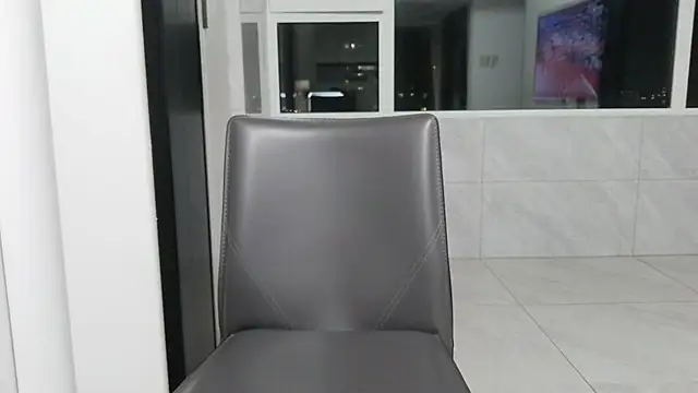 nole_china7's Live XXX Chat