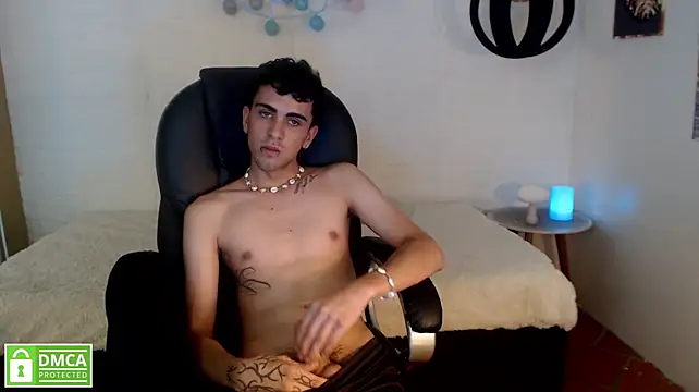 Chat +18 de noah_bluex ao vivo