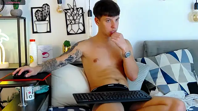 ThomasEdisonn Live XXX-chat