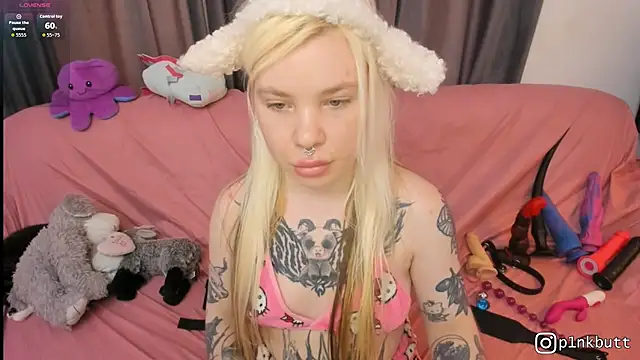 צ'אט XXX בשידור חי של HelenGoat