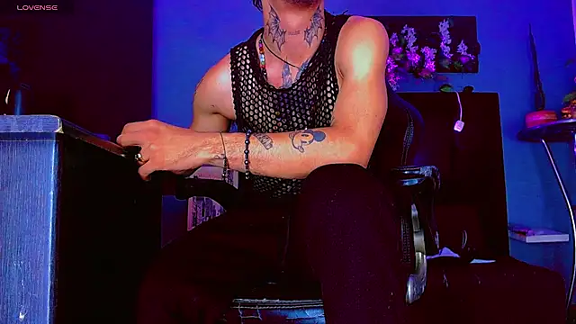 HannibalLester's Live XXX Chat