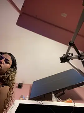 Chat XXX en directo de AngelPinkk_