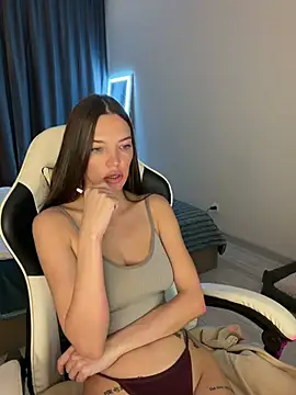 julia_fly Chat XXX live