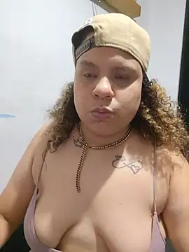 Živý XXX chat Lasalvaj