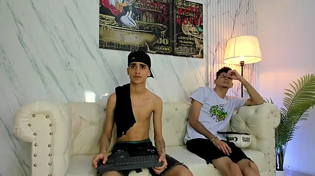 COOL_BOYS2n Live XXX chat