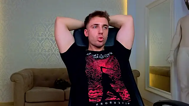 XXX chat uživo modela KellenWest
