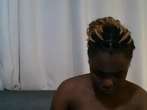 צ'אט XXX בשידור חי של Nasty_assie