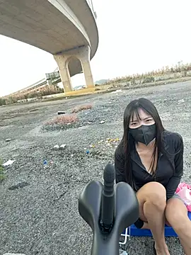 xiao-Lin: απευθείας συνομιλία ΧΧΧ