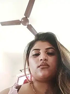 Chat +18 de Sanaya_Gil ao vivo