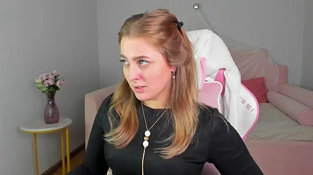 EllaBells Live XXX Chat