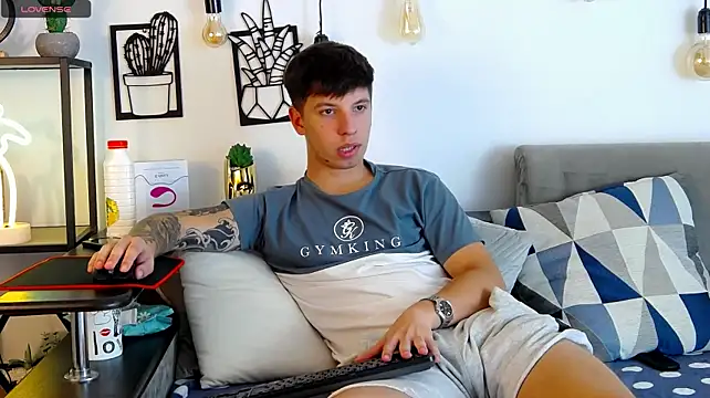 ThomasEdisonn Live XXX-Chat