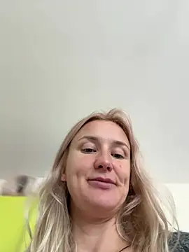 DianaNatur Chat XXX in diretta