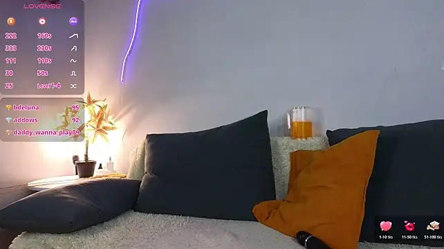 minty_bite Chat XXX in diretta