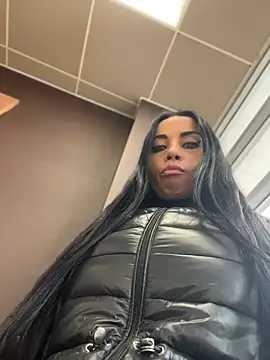 CrazzyChicks Live XXX-chat