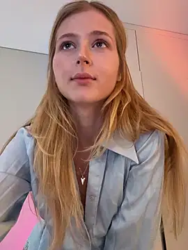 LunaRase Live XXX Chat
