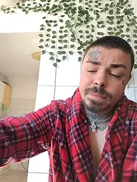 Chat +18 de Berti3128 ao vivo