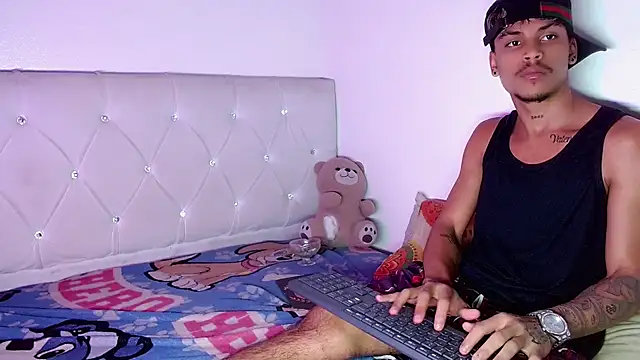Angel_foxc13 – Naživo XXX chat