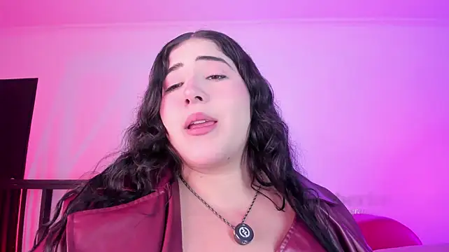 AmberiniHoffman live XXX chat