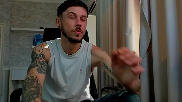 JonahShaw Live XXX-chat