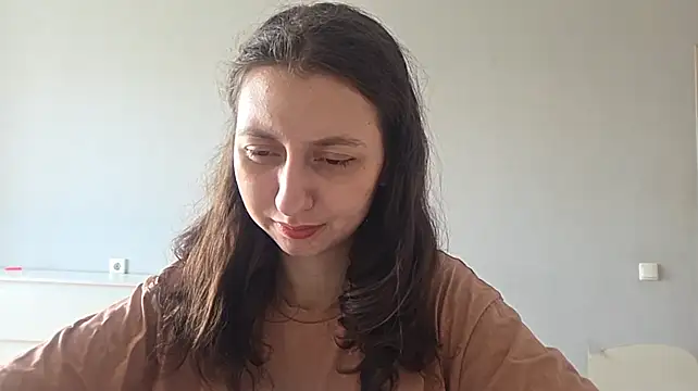 ChrystalAlma Chat XXX in diretta