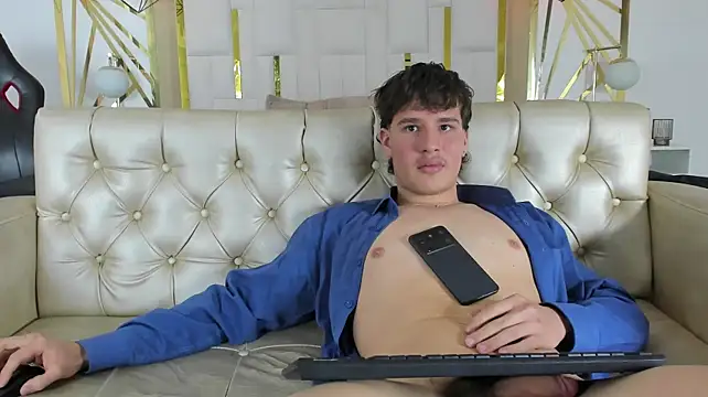 SEXYBOY_VC লাইভ XXX চ্যাট